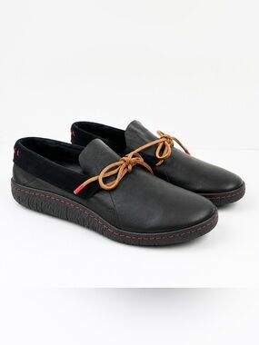 Manitobah Modern Moccasins Leather Slip On Shoes Size 9